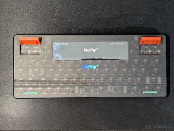 Nuphy Air75 V2 Cowberry switches - 4