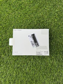 Apple Magic Trackpad - White - 4