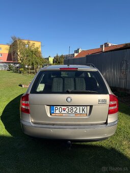 Škoda Octavia 1.6 fsi - 4