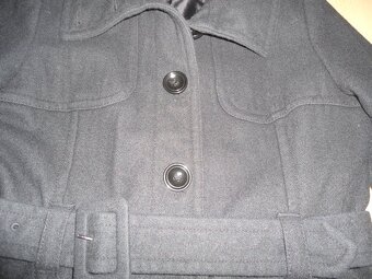 Čierny dámsky kabát HM - 4