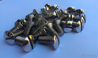 škoda 110 R sada skrutiek - 4