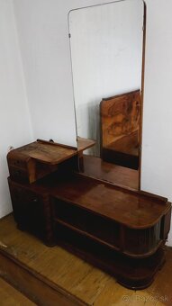 Starožitný nábytok - 4