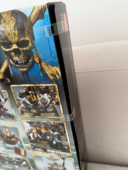71042 LEGO Pirates of the Caribbean Silent Mary - 4