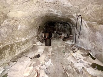 MAĎARSKO - SAJÓKERSZTÚR 2 X VINNÁ PIVNICA 50M2. - 4