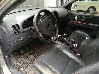 Kia sorento - 4