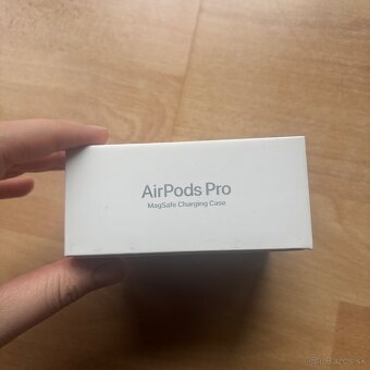 Apple Airpods Pro - 4