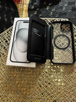 Iphone 15 128 GB - 4