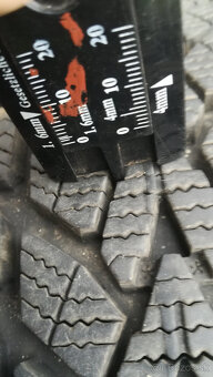 zimne 185/55 r15 - 4