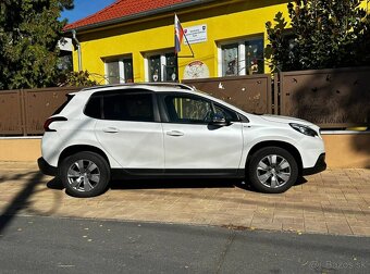 Peugeot 2008 1.2 PureTech Style - 4