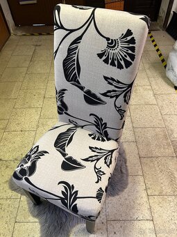 Predam stoličky - 4