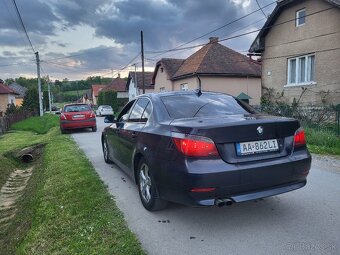 BMW E60 525d manuál - 4