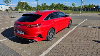KIA Pro_cee’d Combi 150kw Manuál - 4