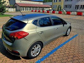 Kia Ceed 1,4 FIFA World Cup Edition - 4