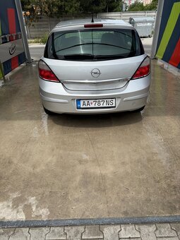 opel astra h - 4