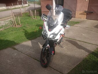 Suzuky dl 650 vstrom - 4