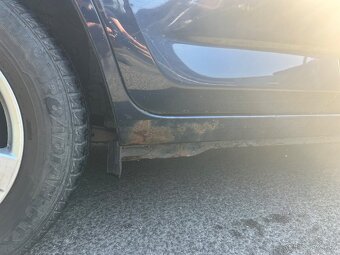 Predám Toyotu Rav4 2.0benzín 3.Gen - 4