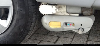 Dethleffs Camper 490 z roku 2002 - 4