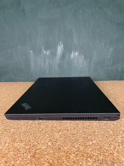 Lenovo ThinkPad T15 Gen 1 - 4