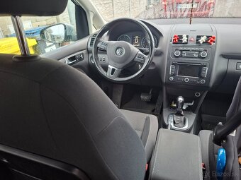 Volkswagen Touran 2.0 TDI Comfortline - 4