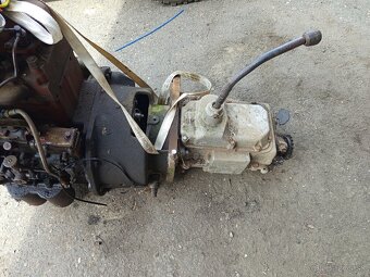 Robur, dh 112, příruba Zetor traktor v3s - 4