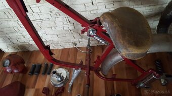 Jawa 250 pérák - 4