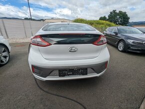 Hyundai ioniq 2019 electric 88kw 28/32 , kamera , vyhrev - 4