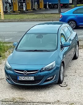 PREDÁM OPEL ASTRA J 1.4 TURBO 88 kw - 4