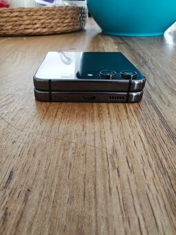 Samsung Galaxy Z Flip 5 512gb - 4