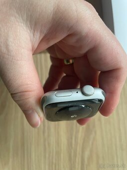 Predam Apple Watch 6 SE 44 mm - 4