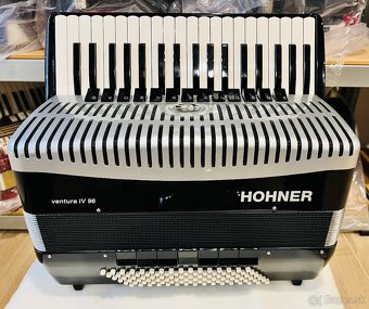 Predám akordeón HOHNER VENTURA IV 96 BAS- špičkový akordeón - 4