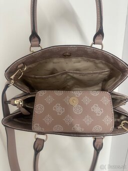 Kabelka Guess - 4
