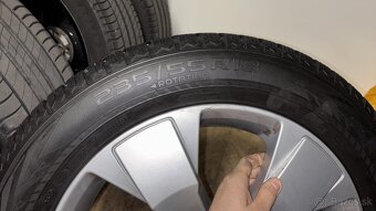 Originál sada VOLVO XC40 R18 zimné pneu - 4