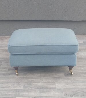 Taburetka s klavírnymi nohami. - 4