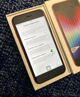 iPhone SE 2022 64GB red - 4