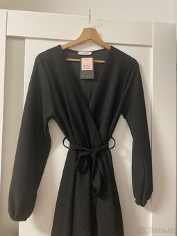 Čierne elegantné šaty - 4