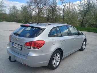 Chevrolet Cruze SW - 4