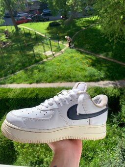 Nike Air Force 1 “metalic gold blude” - 4