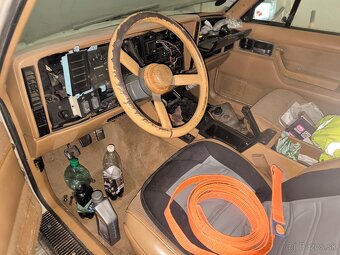 JEEP Cherokee xj 2.1 TURBO:) DIESEL - motor k.o. - 4