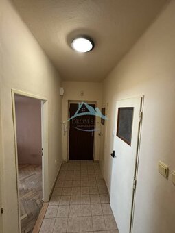 Na predaj 2-izbový byt v centre mesta Šahy - 4