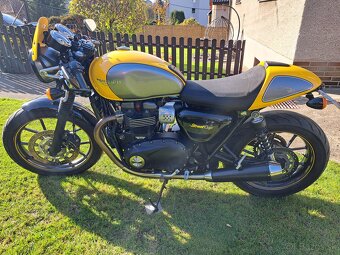 Triumph street cup 900 - 4