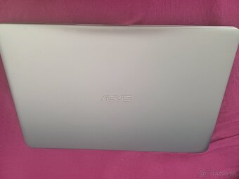 Asus - 4
