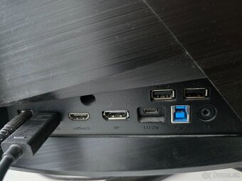 MSI Gaming Optix MAG321 CURV - 4