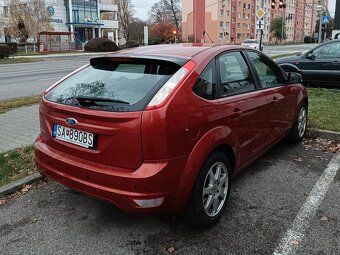 Ford Focus 1.6 benzín – 107 500 km - 4