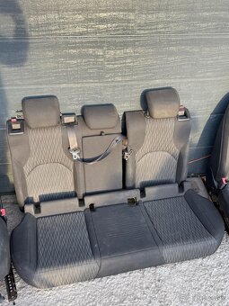 Predám sedadla Seat Leon 5f ST látkové - 4