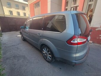 FORD GALAXY 2,2TDCI GHIA 129kW/175Koní 7-miestny - 4