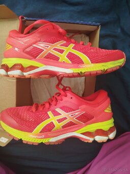Gél kayano 28 - 4