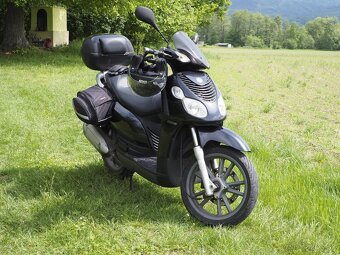 Piaggio Carnaby 125 - 4