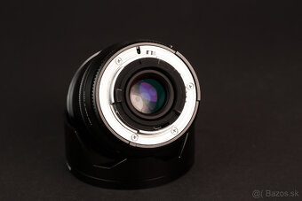 Zeiss Distagon T 25mm f/2. Nikon - 4