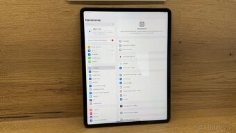 Apple iPad Pro 12.9 inch 256GB Wi-Fi + Cellular Space Grey - 4