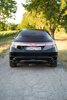 Honda Civic 1.8 VTEC Sport - 4